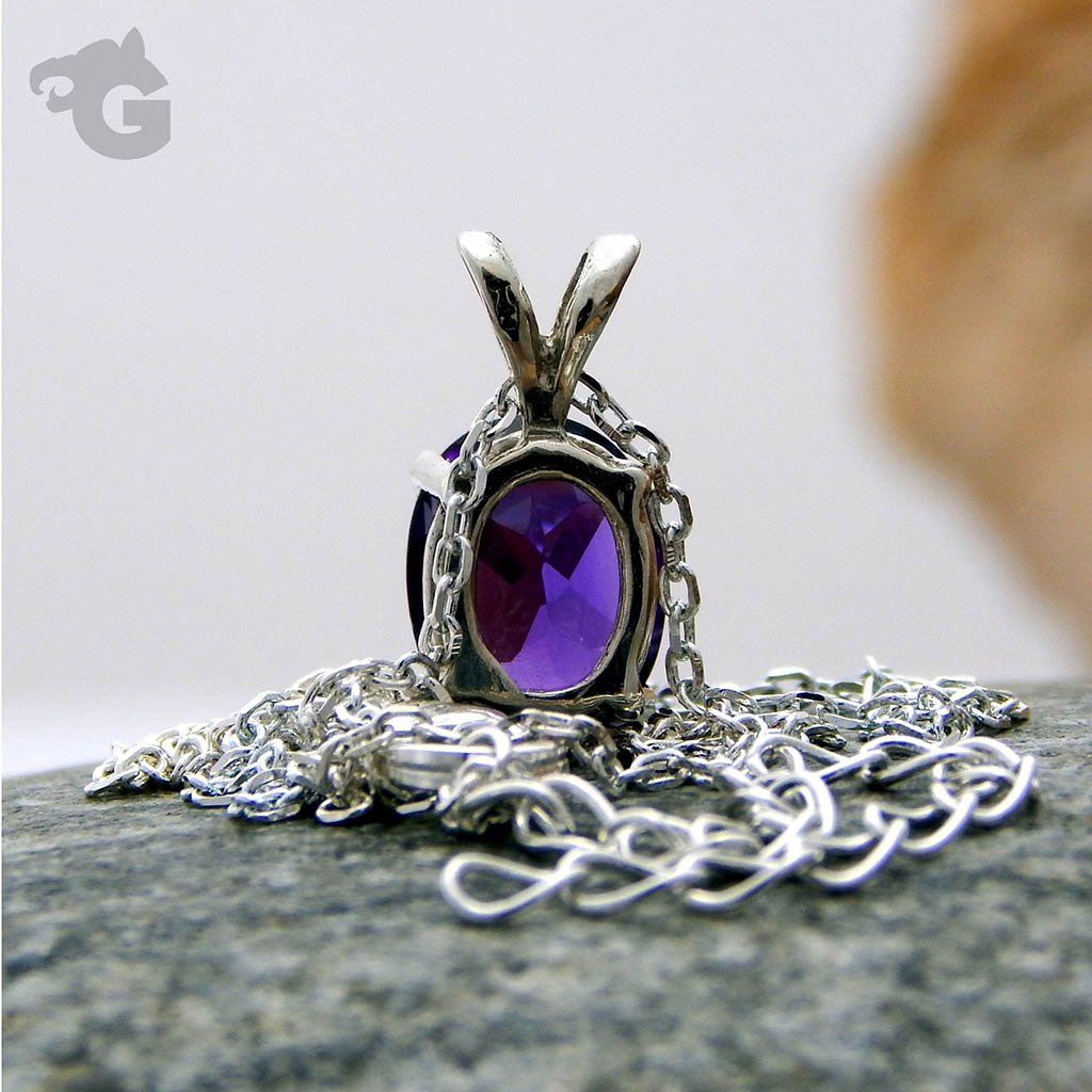 Amethyst pendant necklace