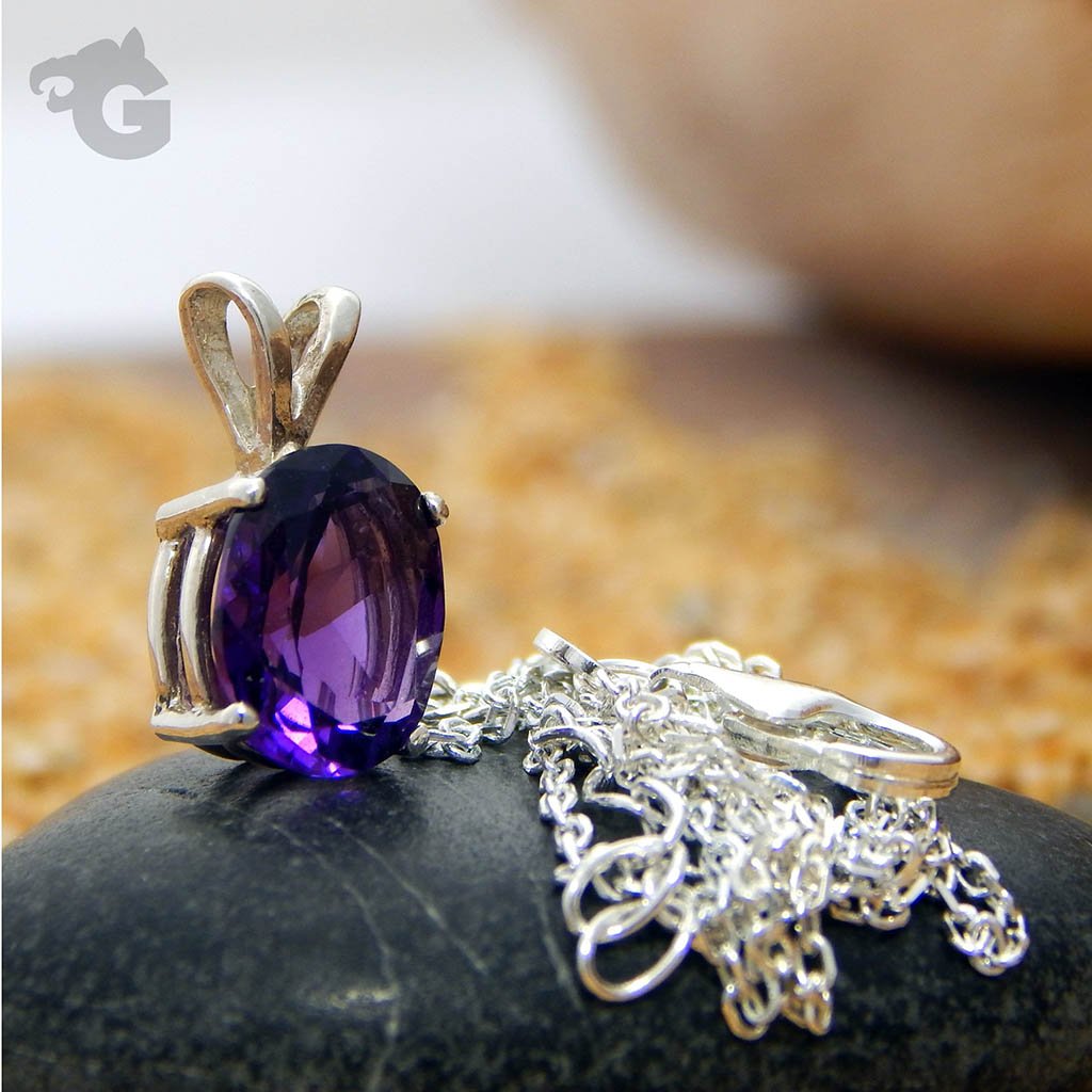 Amethyst pendant necklace