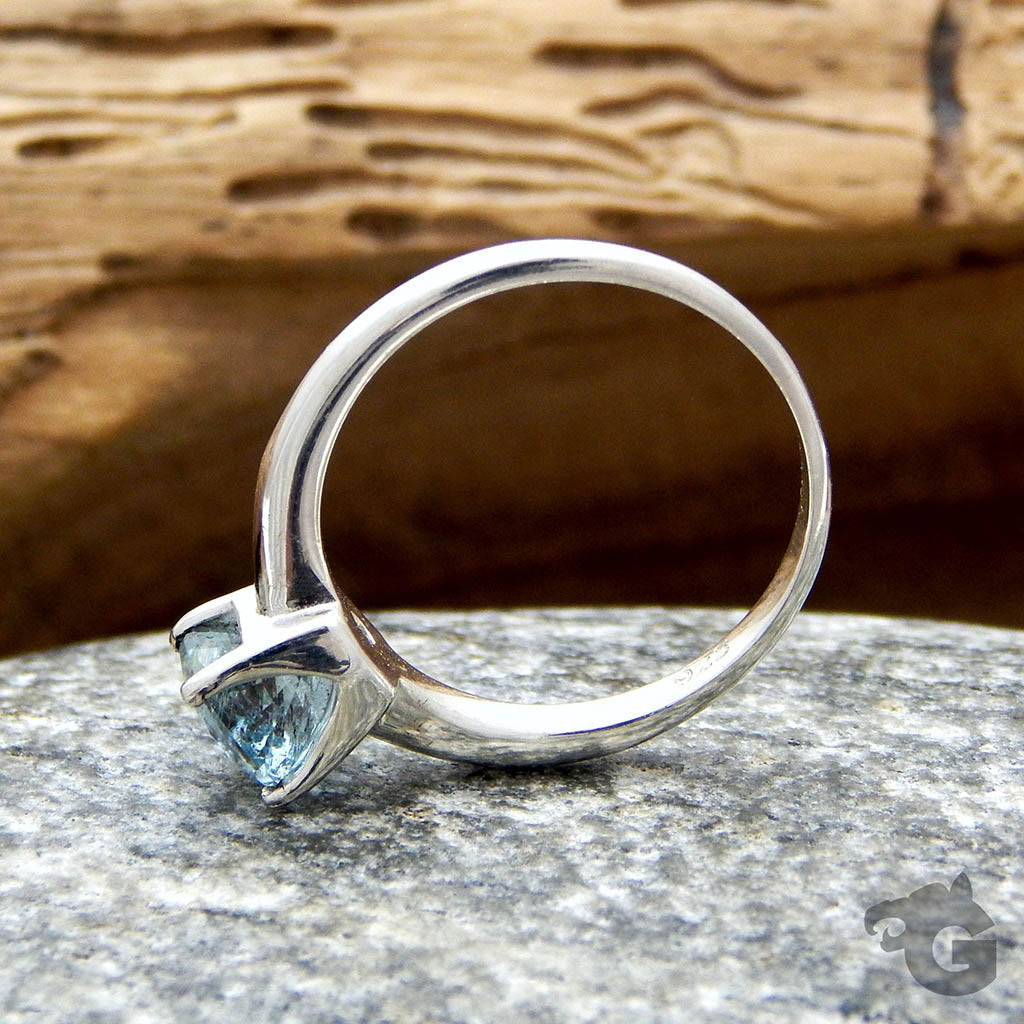 Natural Aquamarine ring