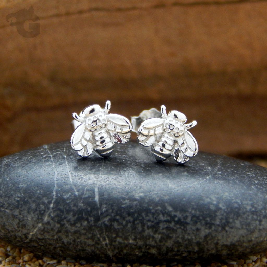 bee studs 925 sterling silver platinum plated dainty minimalistic