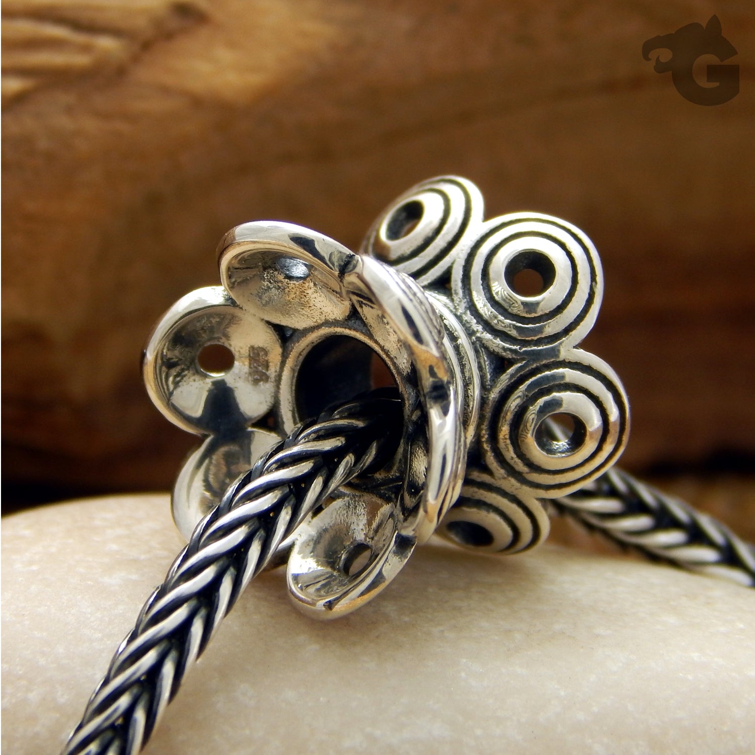 Silver bead 'Butterfly Dream'