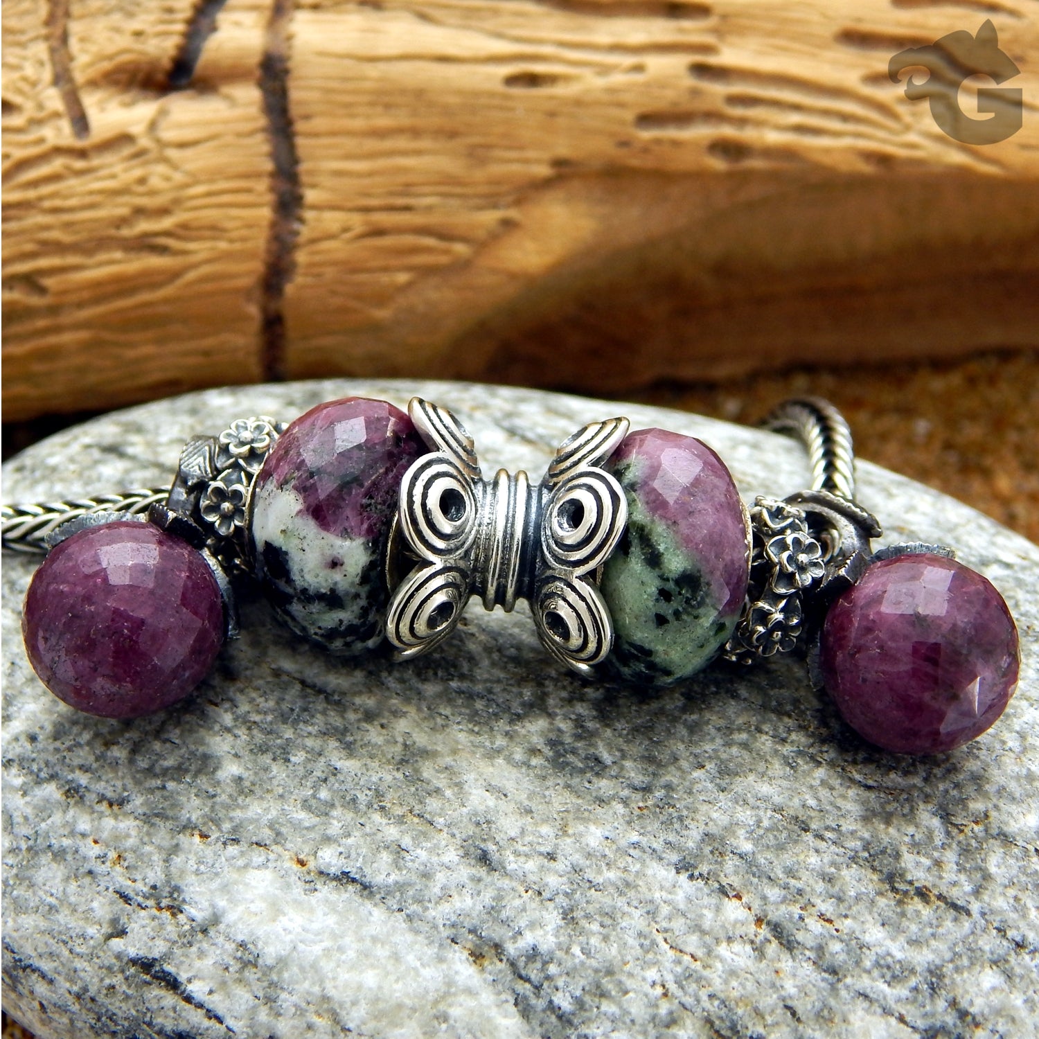 Ruby Zoisite beads big core universal - Glermes.com