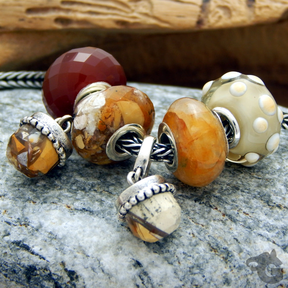 Lampwork bumpy White Sea Urchin universal core glass bead fits パンドラ - Glermes