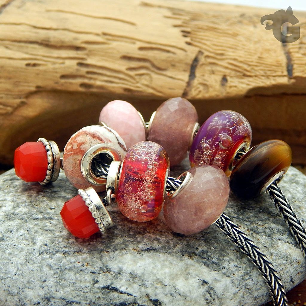 Strawberry Quartz gemstone bead