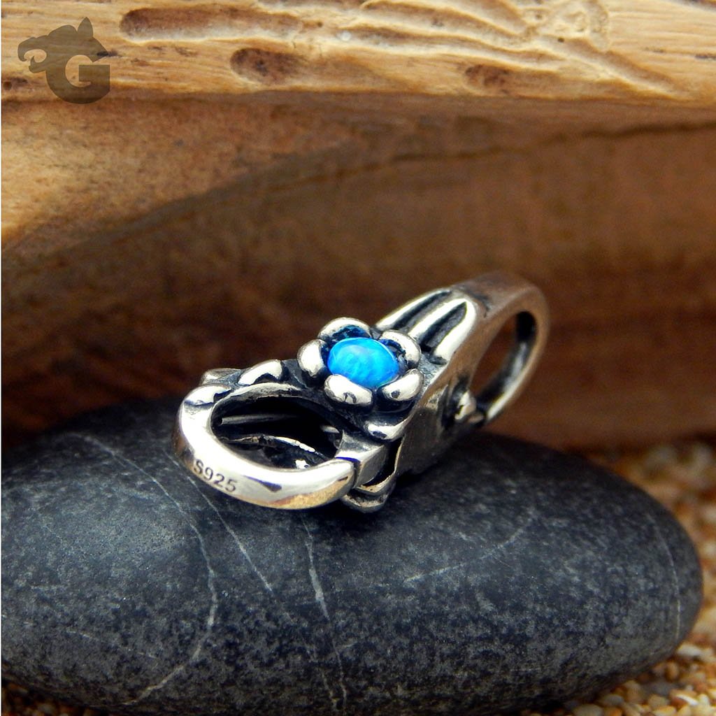 Clasp Flashy Flower Blue Light