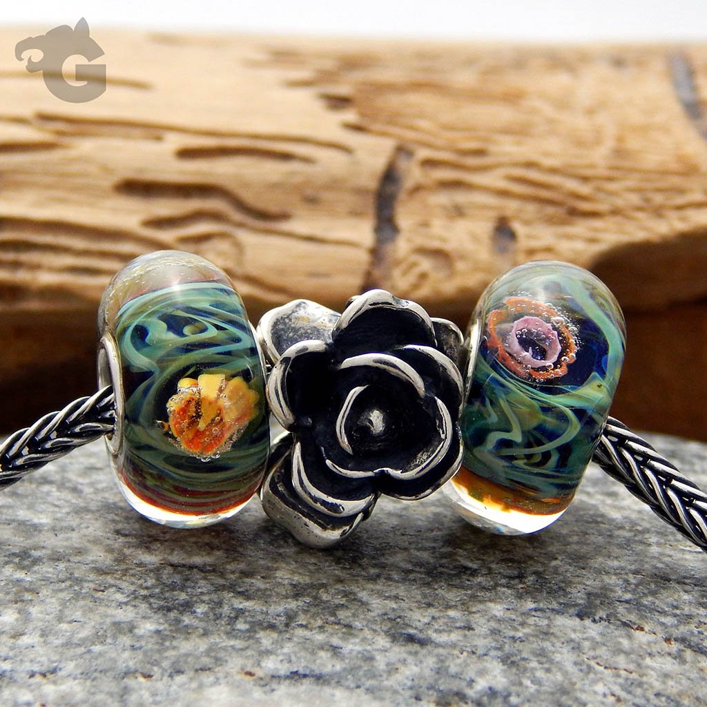 Snow Drift Rose silver bead