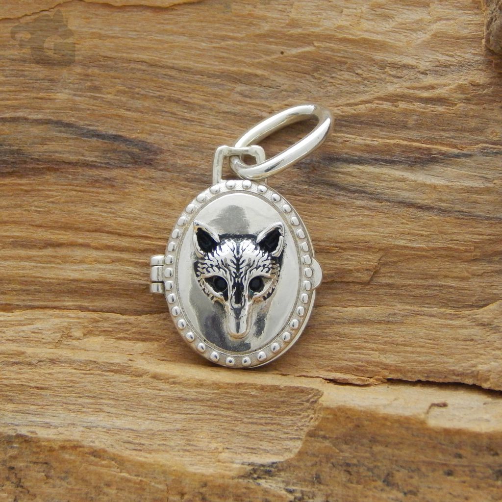 Fox Gler Locket pendant