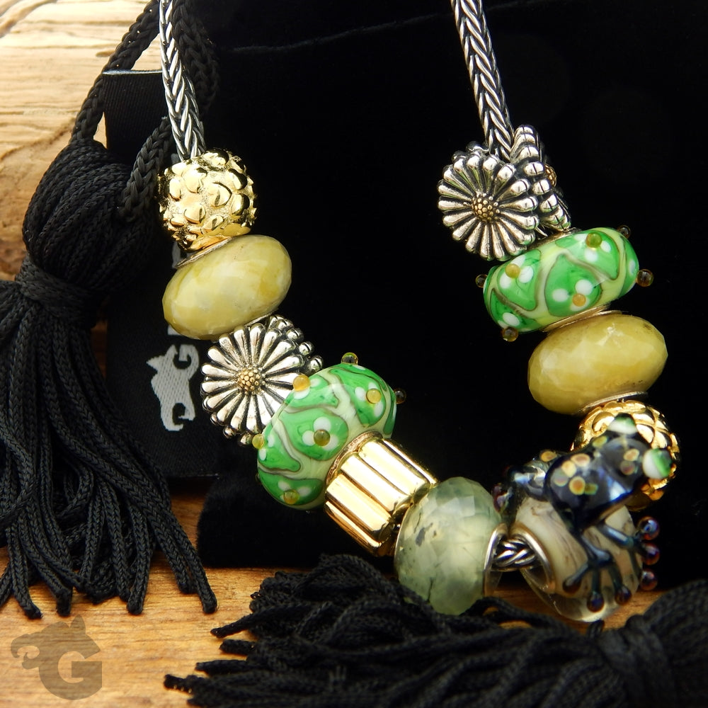 Chamomile Field handmade lampwork bead universal core fits Pandora Troll Biagi Chamilia - Glermes.com