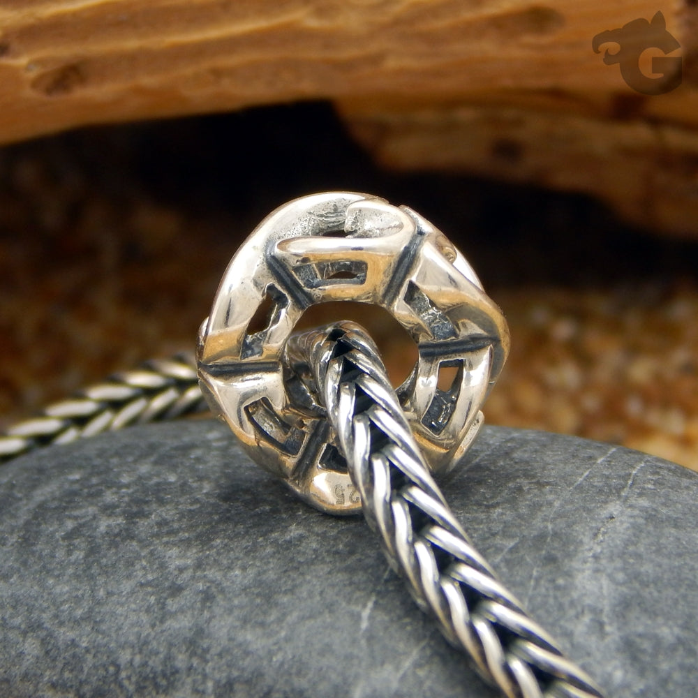 Infinite love universal charm - Glermes