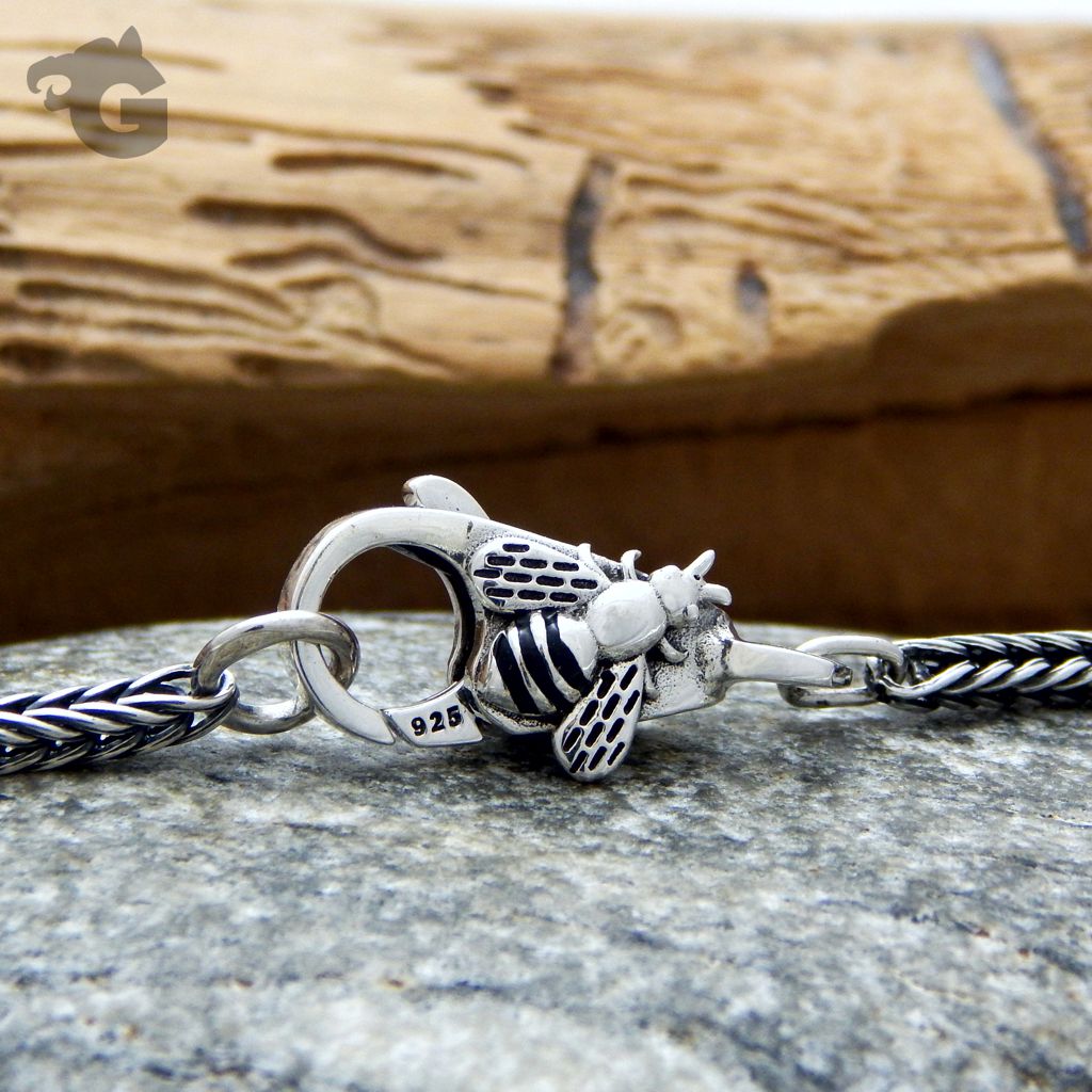 Honey Bee clasp glermes