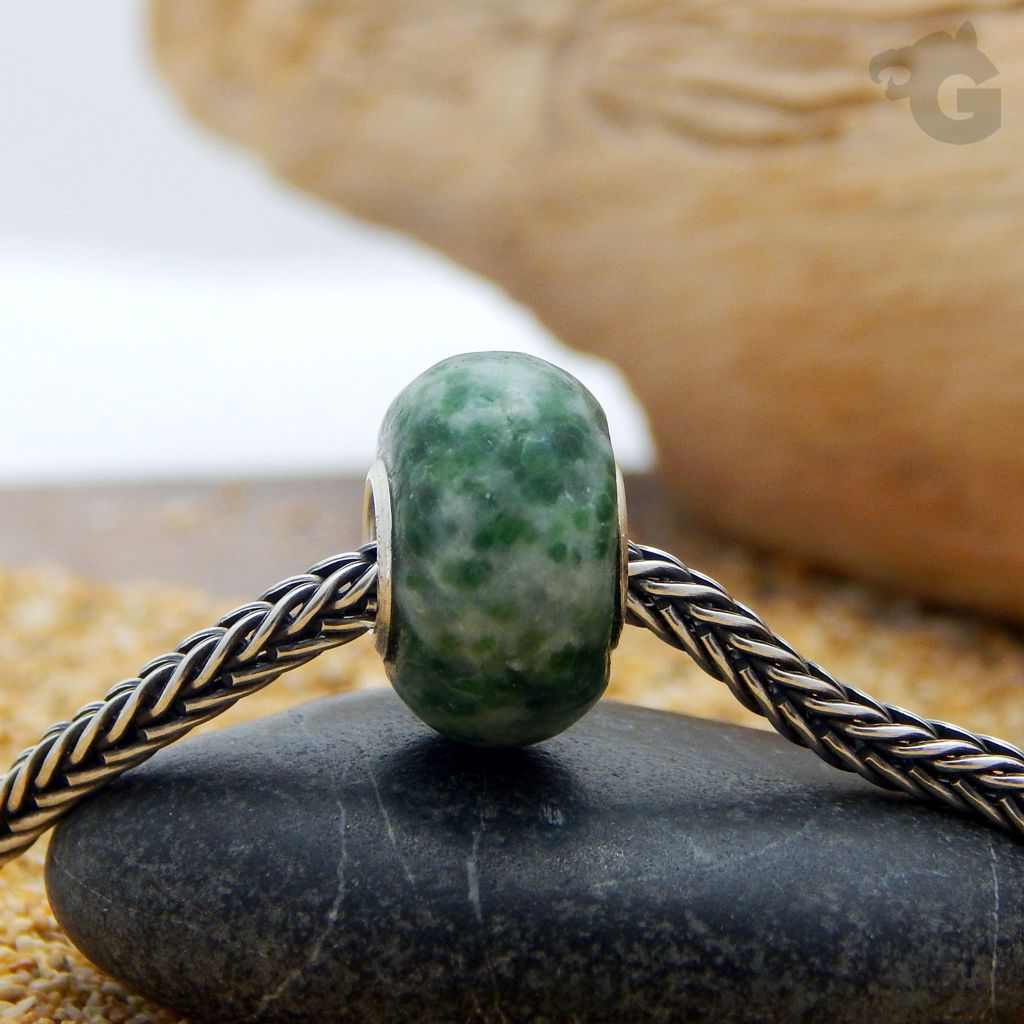 supreme nurturer stone green spotted jade big hole 925 silver core bohemian jewelry