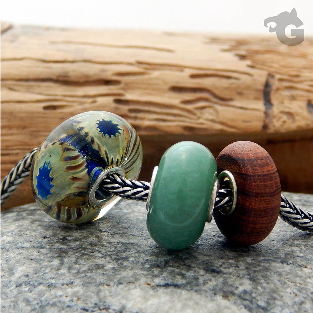 Green Jade smooth bead charm