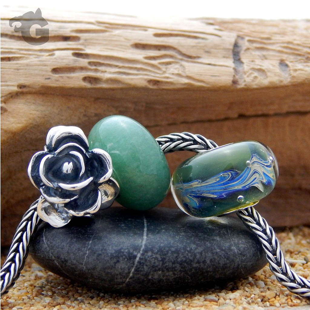 Green Jade smooth bead charm