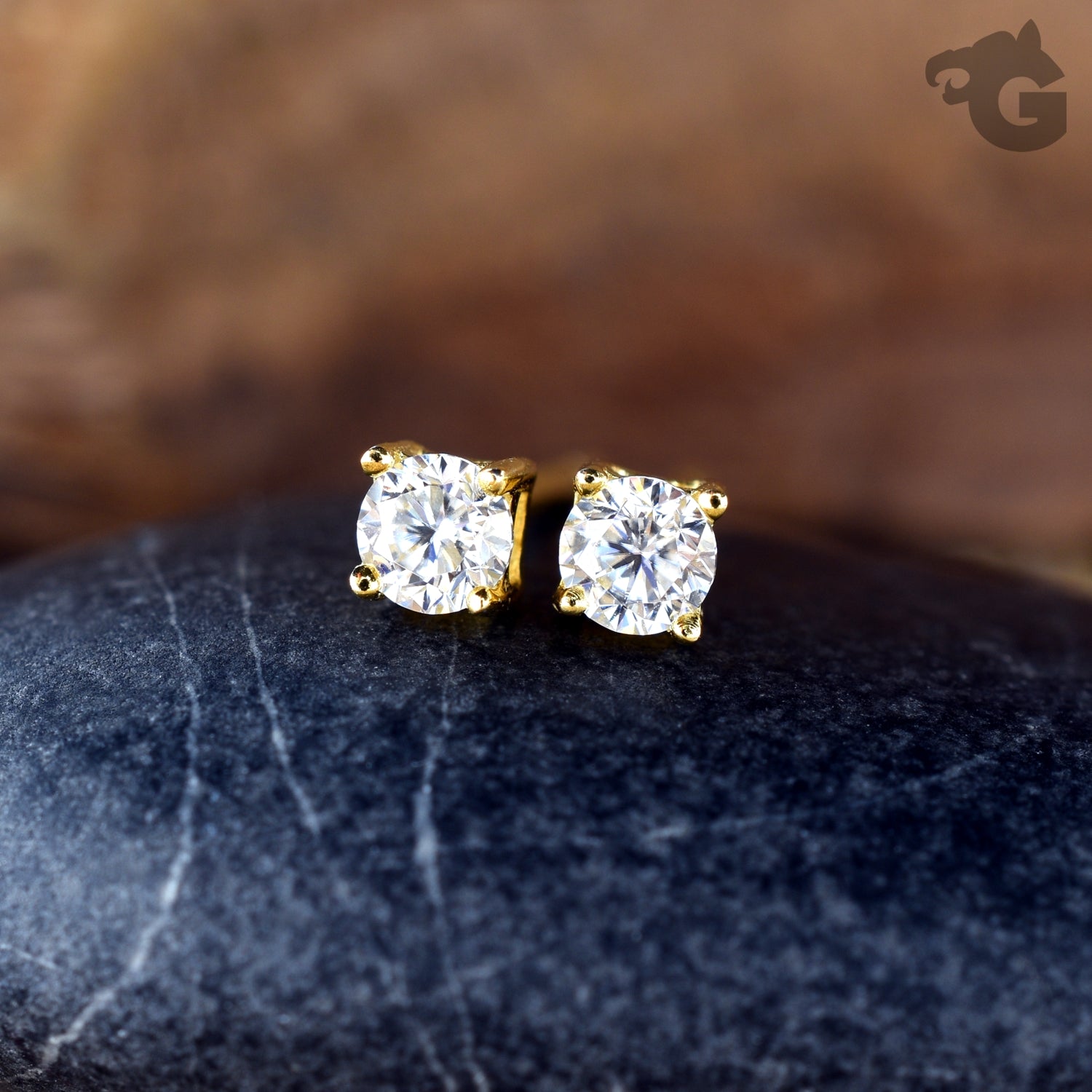 Diamond white Moissanite stone 3mm studs earrings - Glermes.com