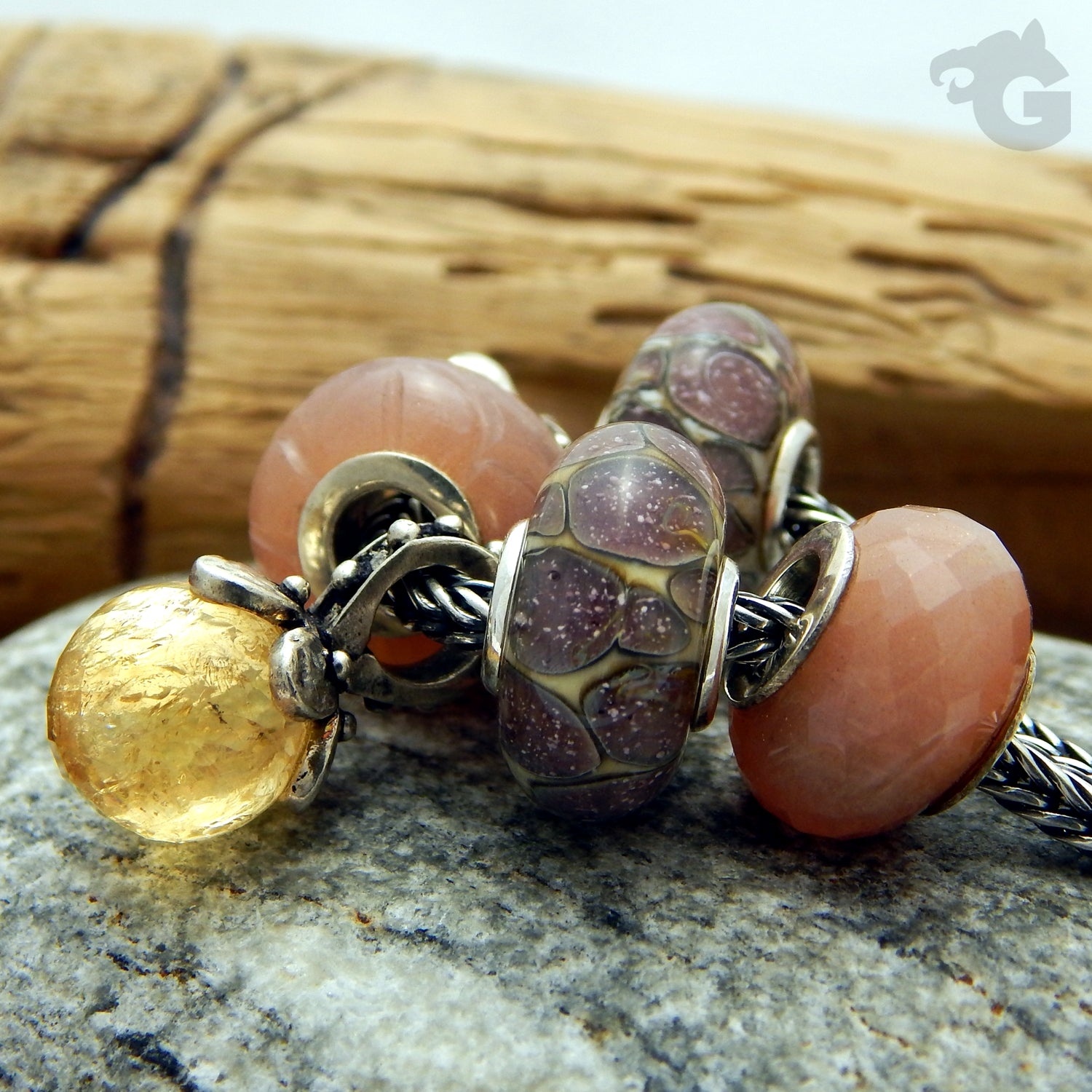 Droplets glass bead charm