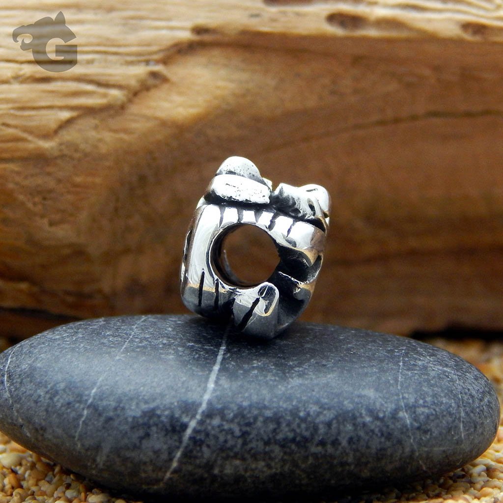 Ohm sign silver bead