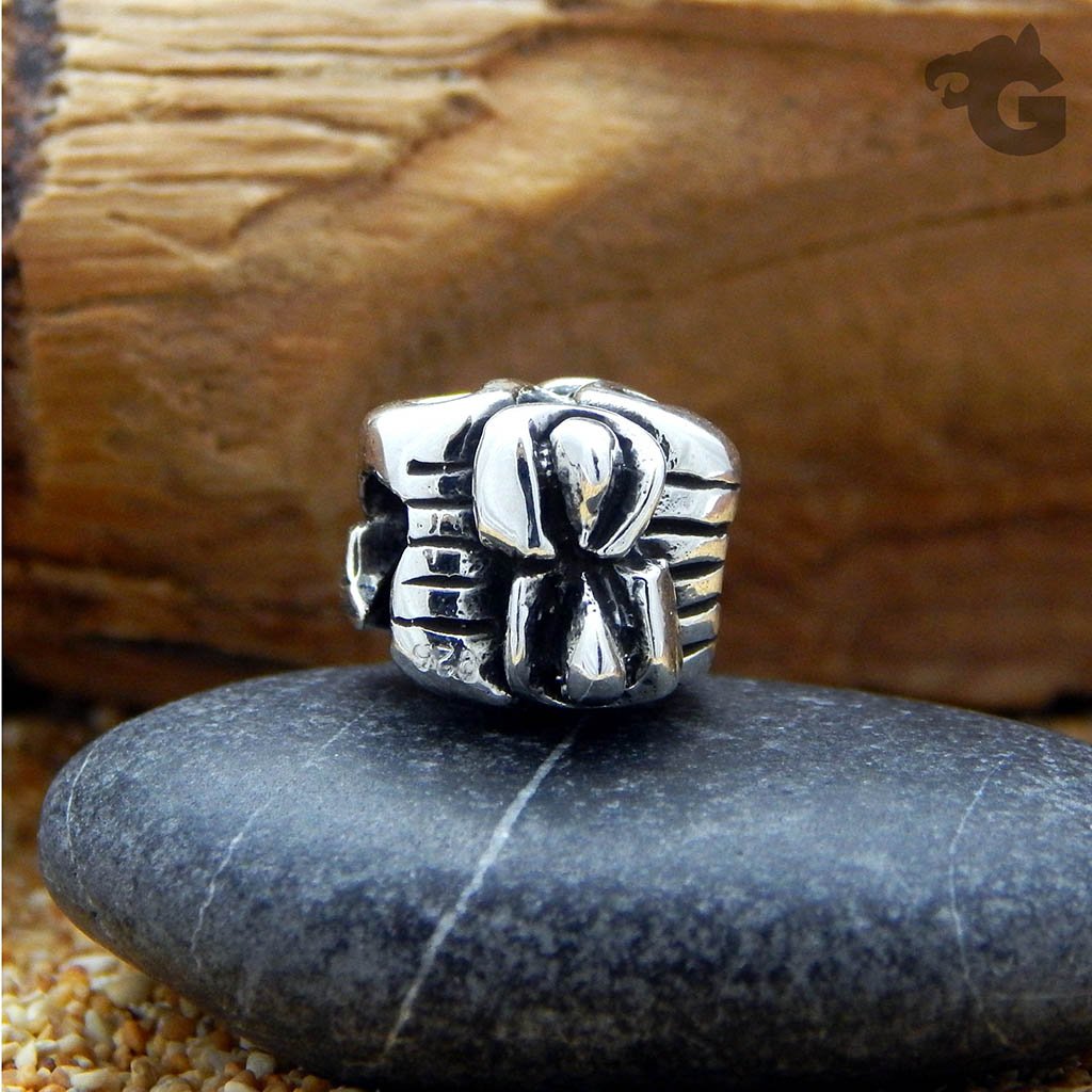 Ohm sign silver bead