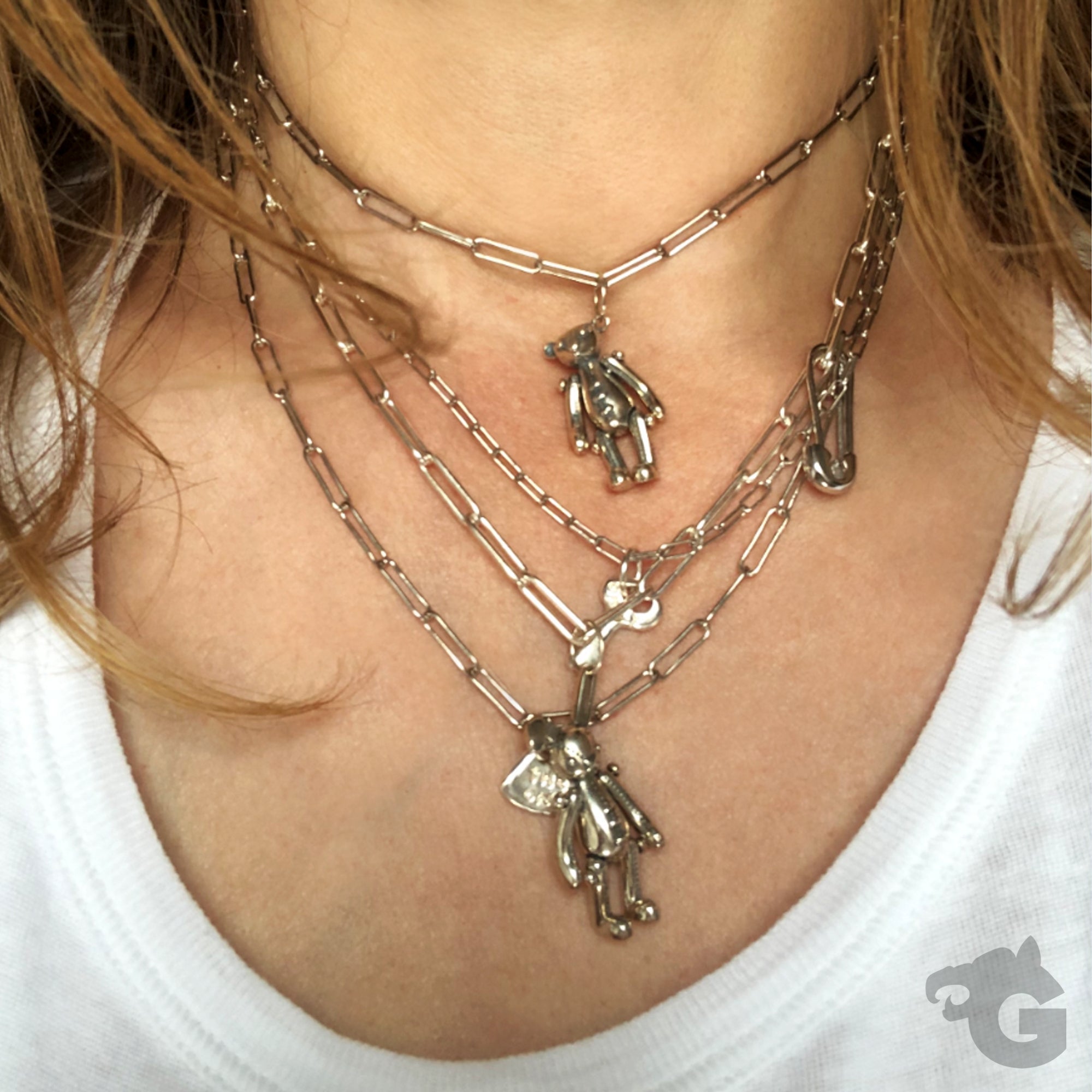 'Rabbit Gler' pendant