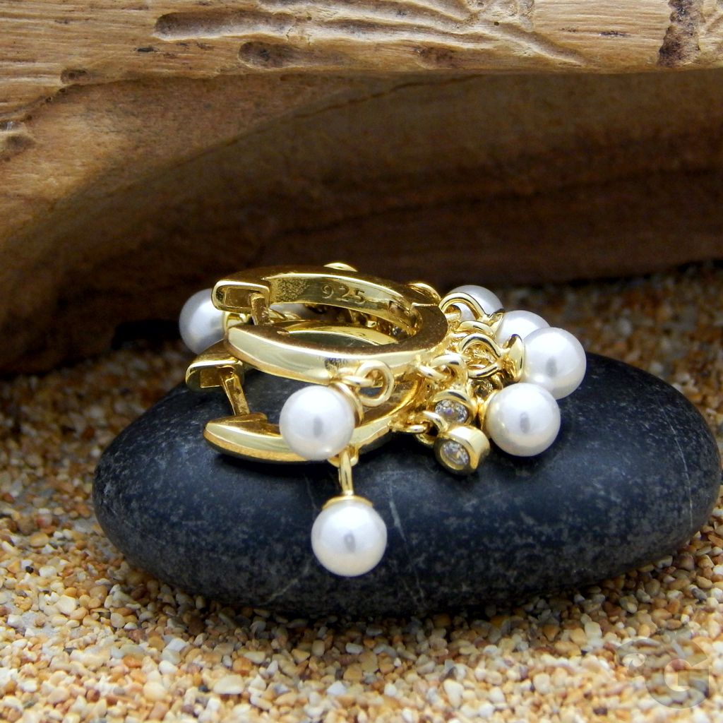 Twinkle Pearly Huggies Hoops