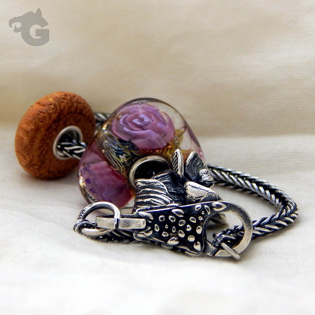 Petals Field Double Lobster clasp