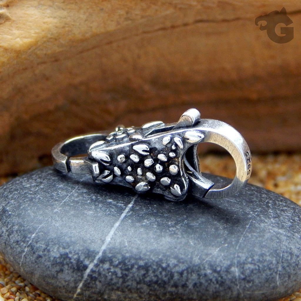 Petals Field Double Lobster clasp