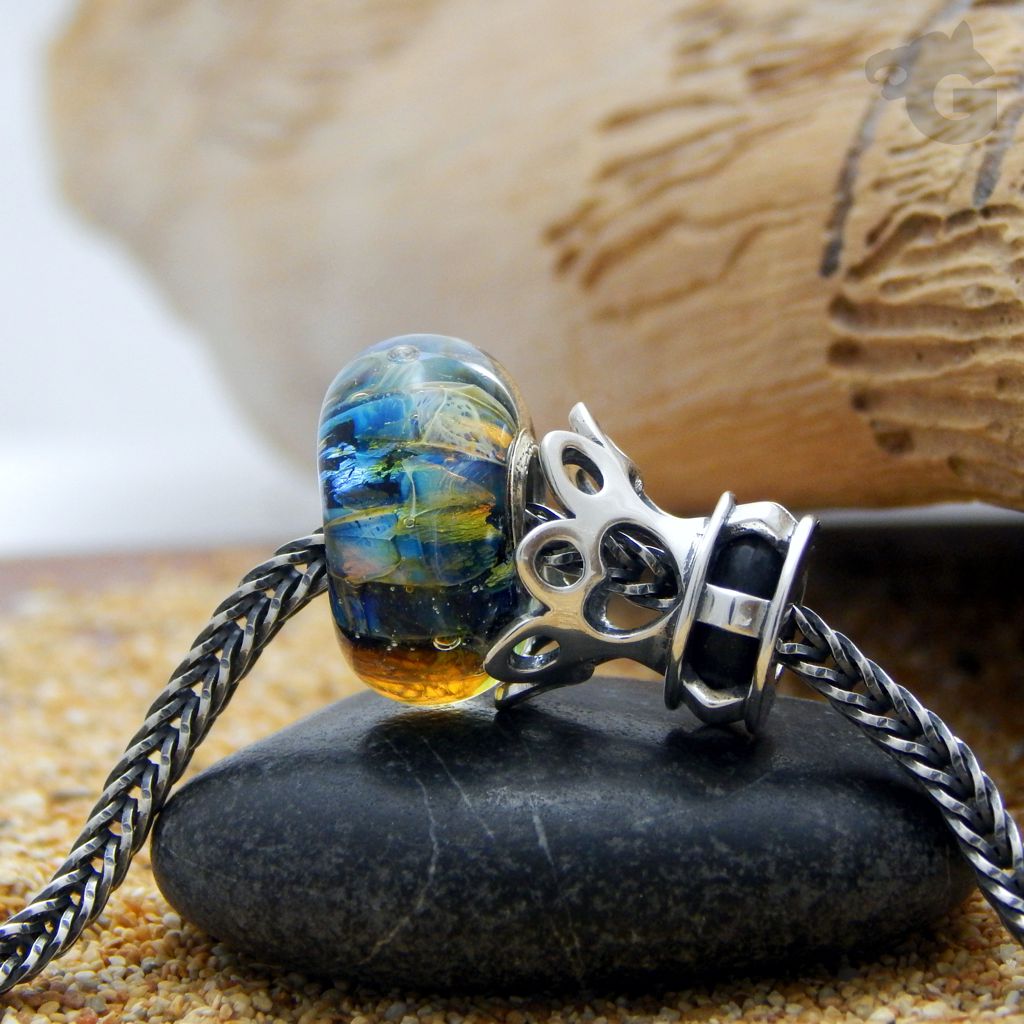 Queen of Hearts bracelet stopper