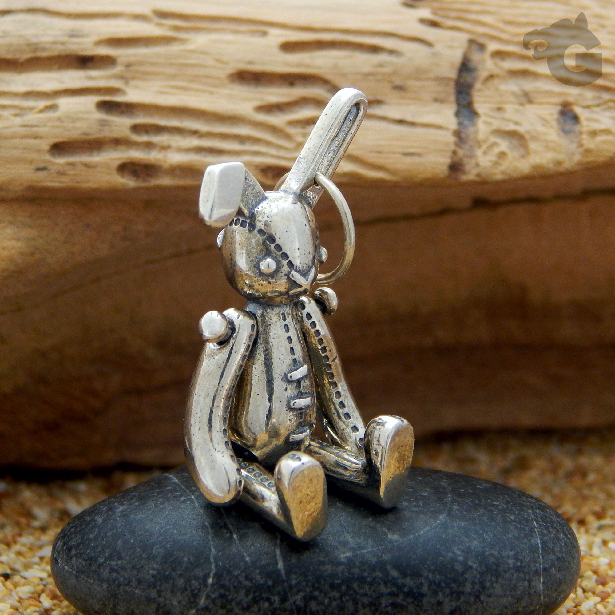bunny pendant silver