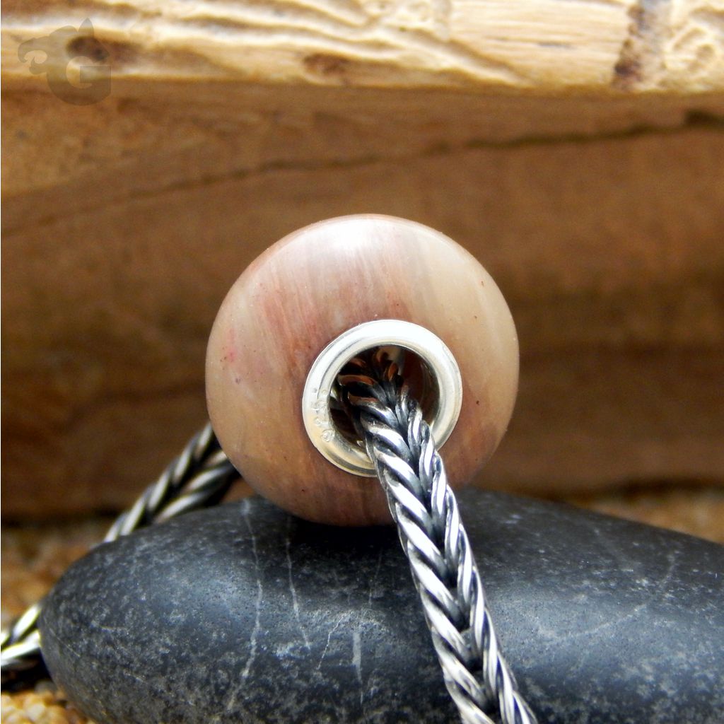 rescue stone rhodonite taurus birthstone chakra stone glermes