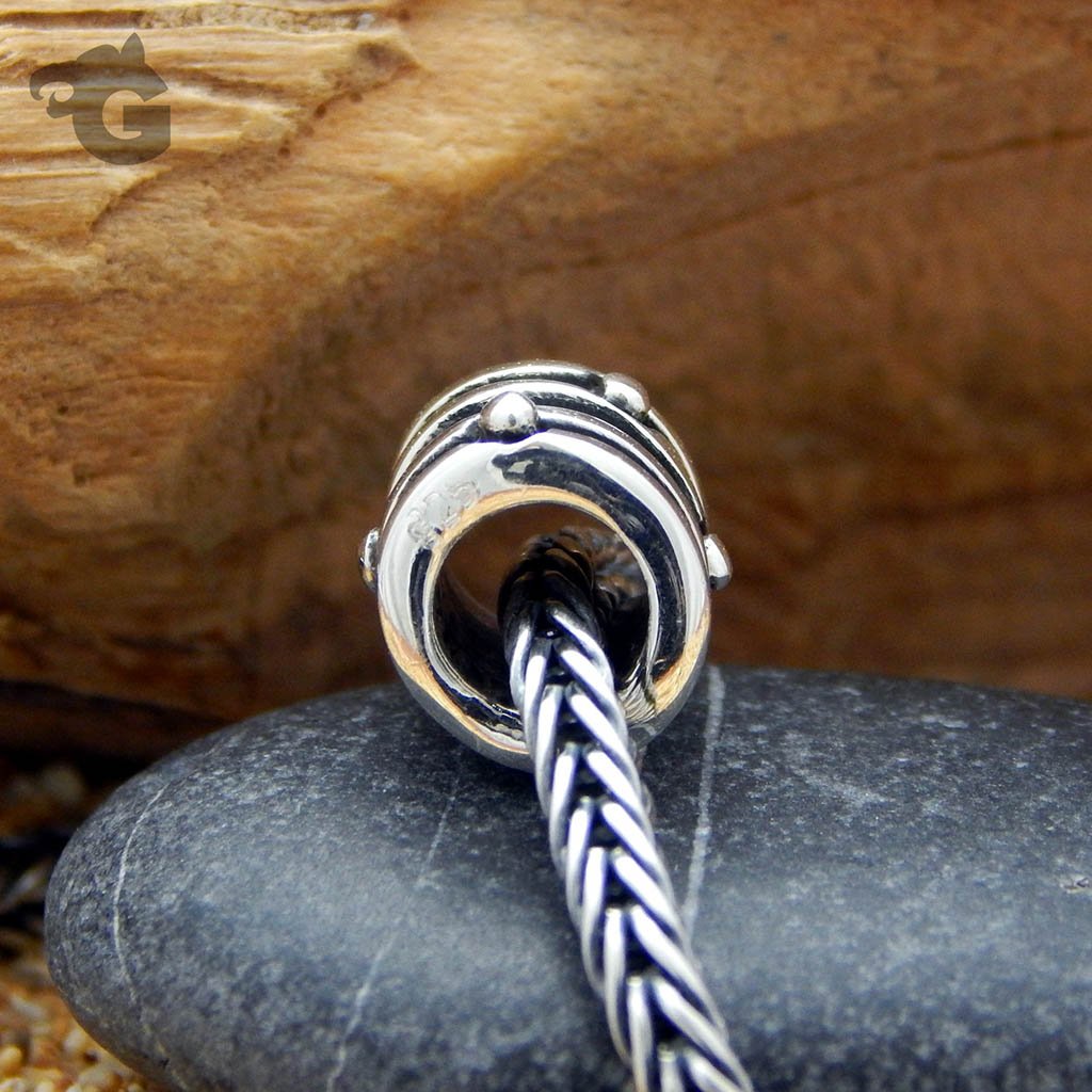 River Flow universal bead