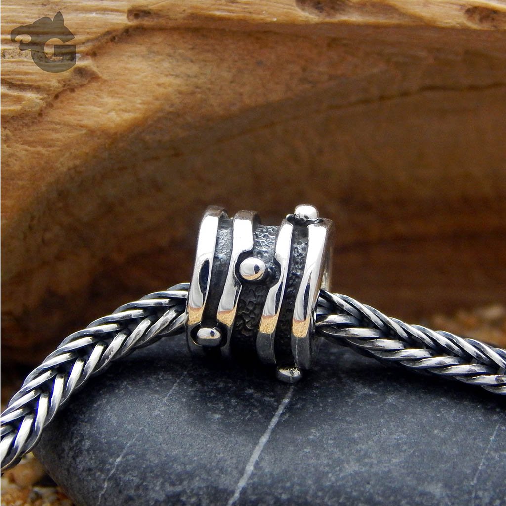 River Flow universal bead