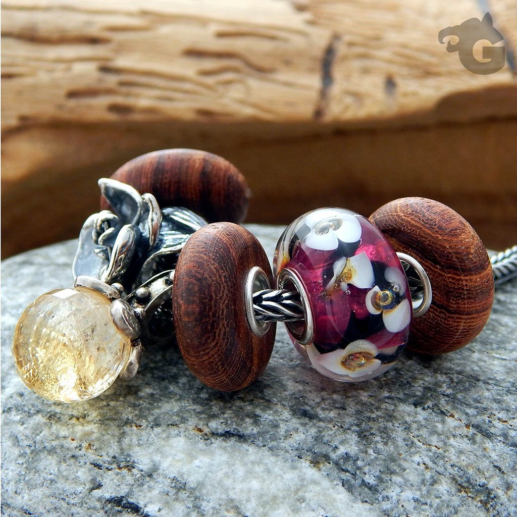 Natural Wood Dark bead