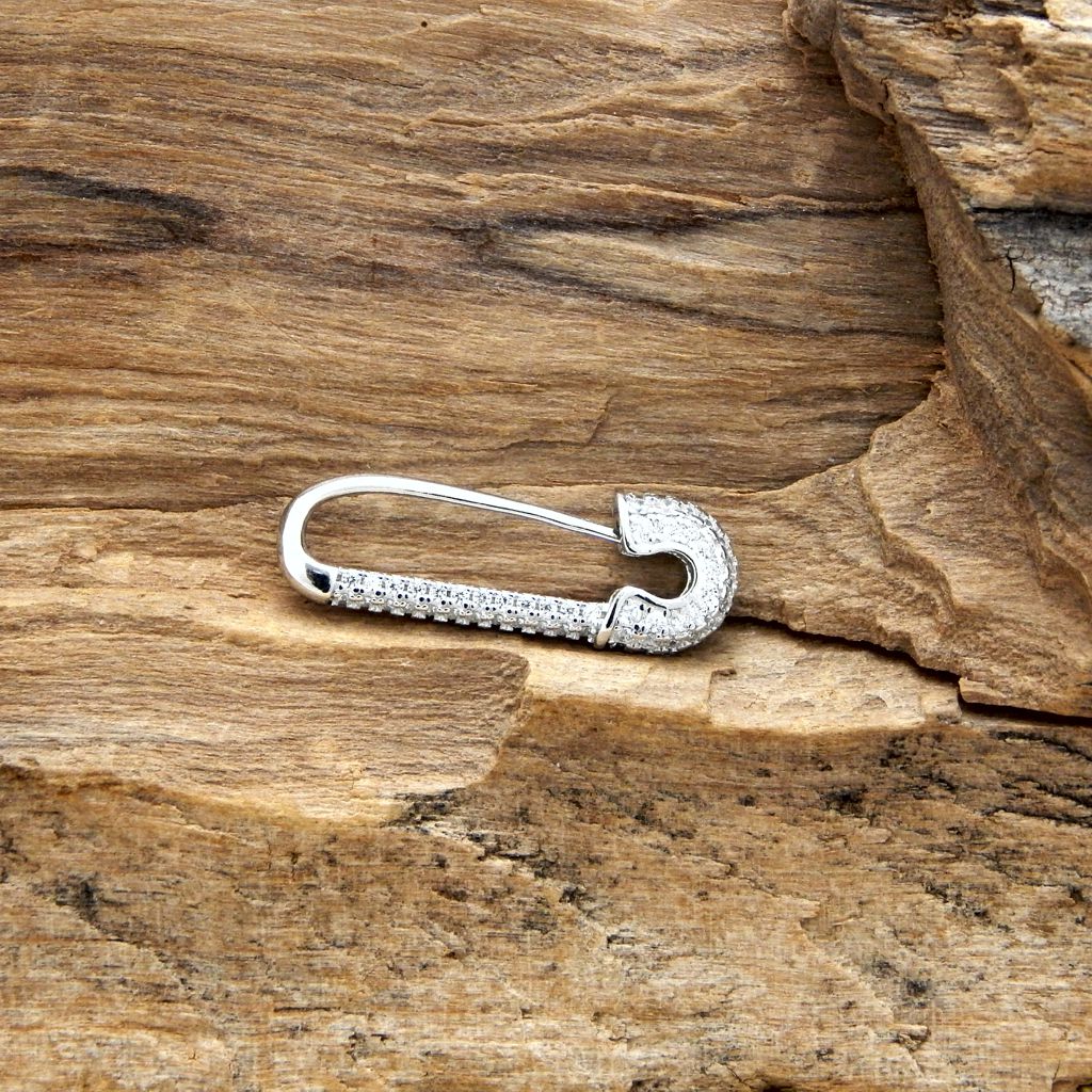 safety pin earring glamorous sparkling CZ high-quality 925 sterling silver high quality cubic zirconia