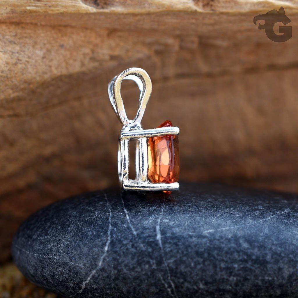 Orange Songea Sapphire necklace 'One & Only'