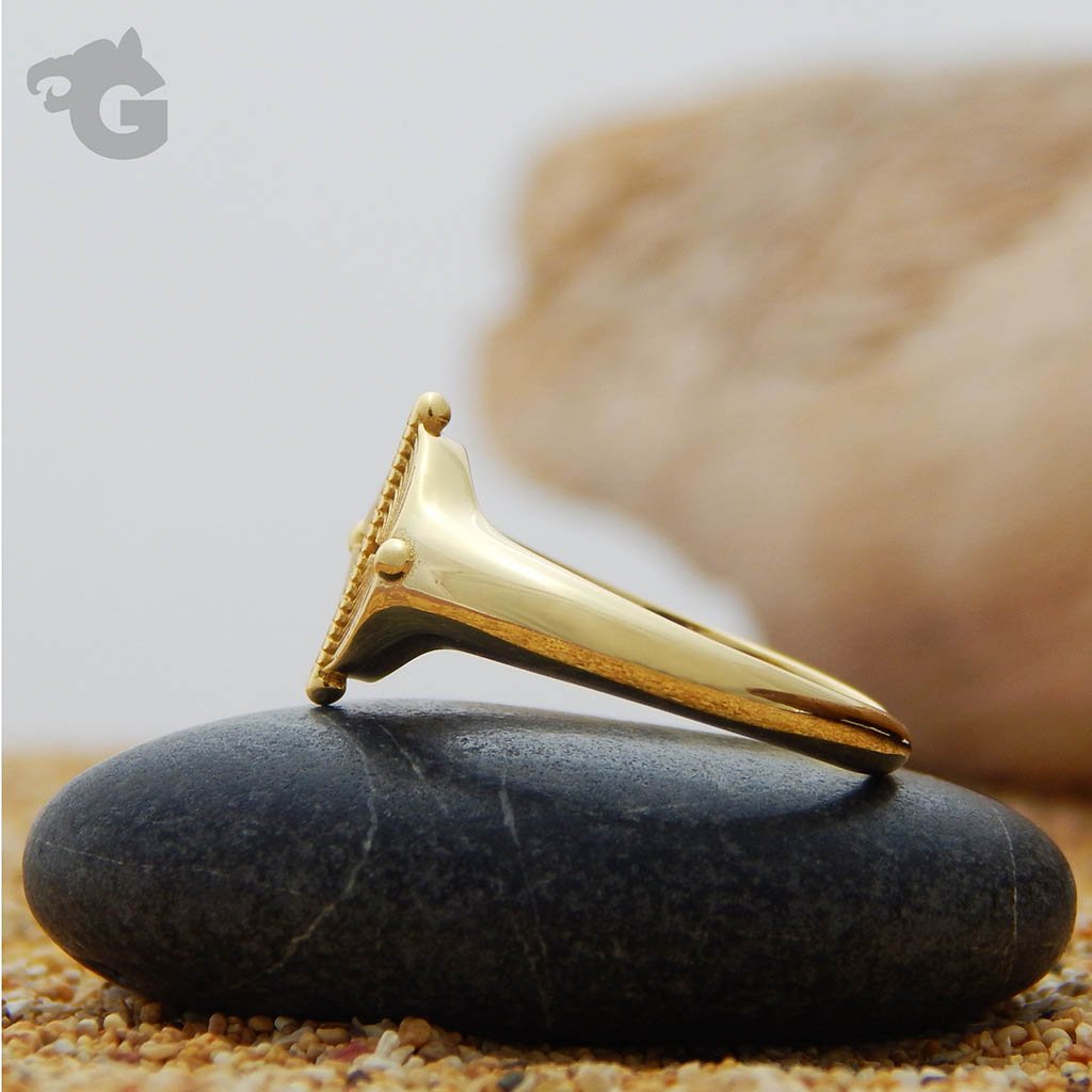 Signet ring adjustable