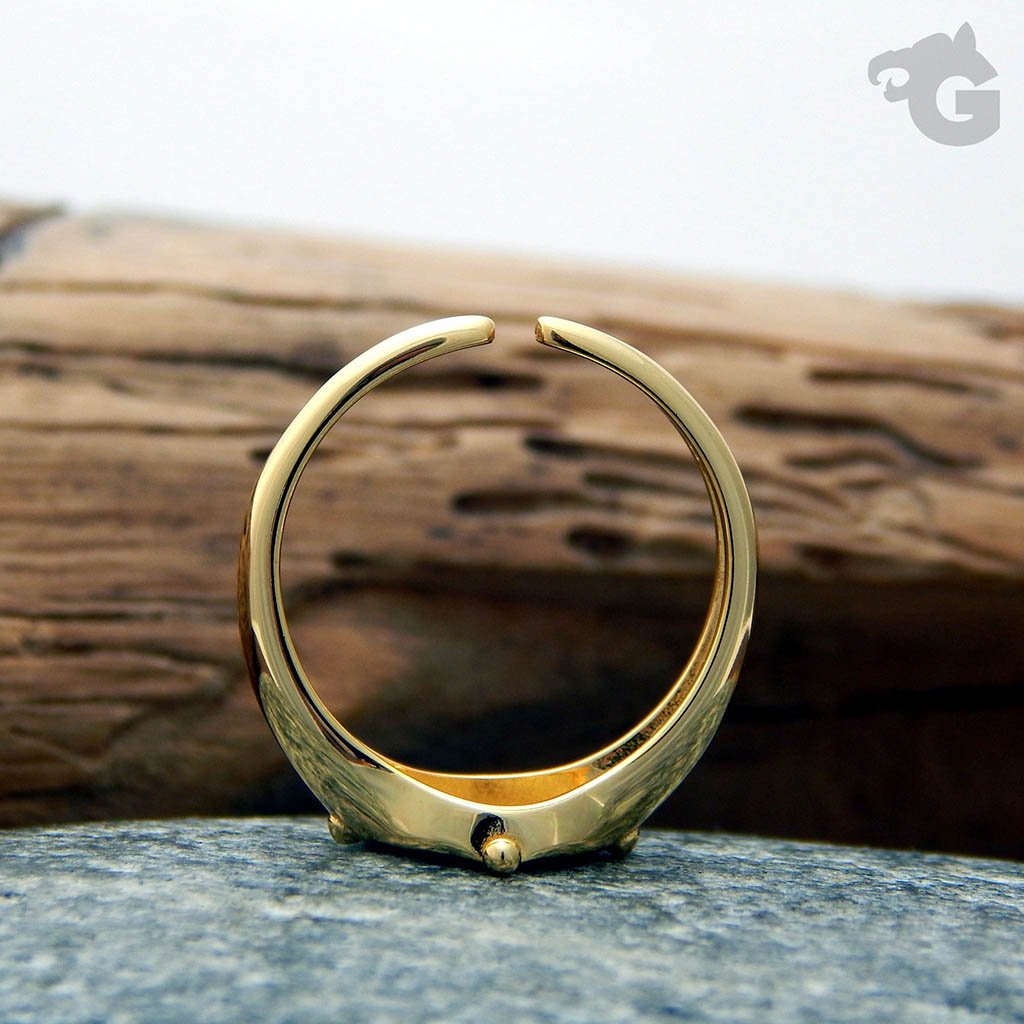 Signet ring adjustable