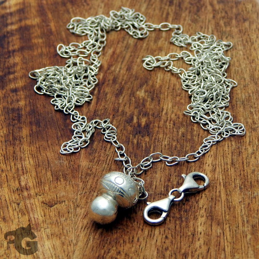 Changeable Pendant Necklace Space Rock