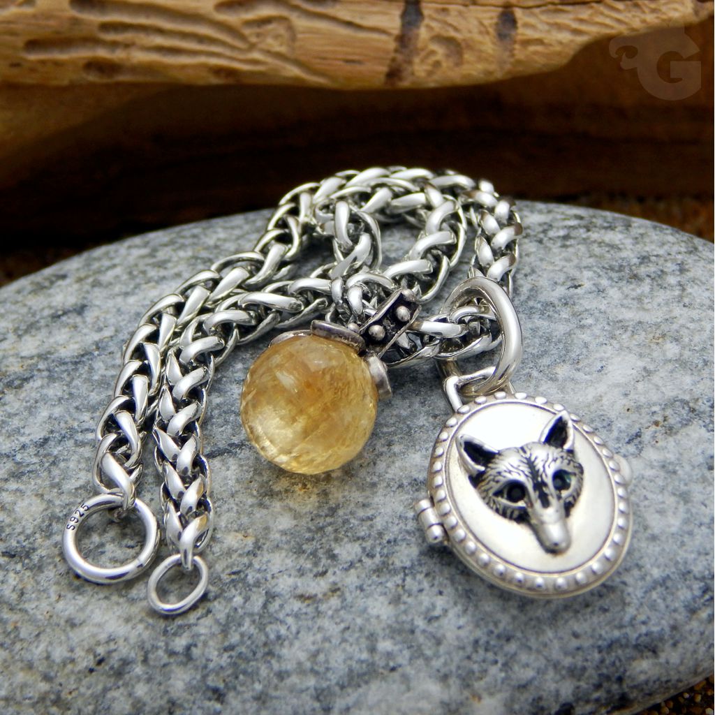 Fox Gler Locket pendant
