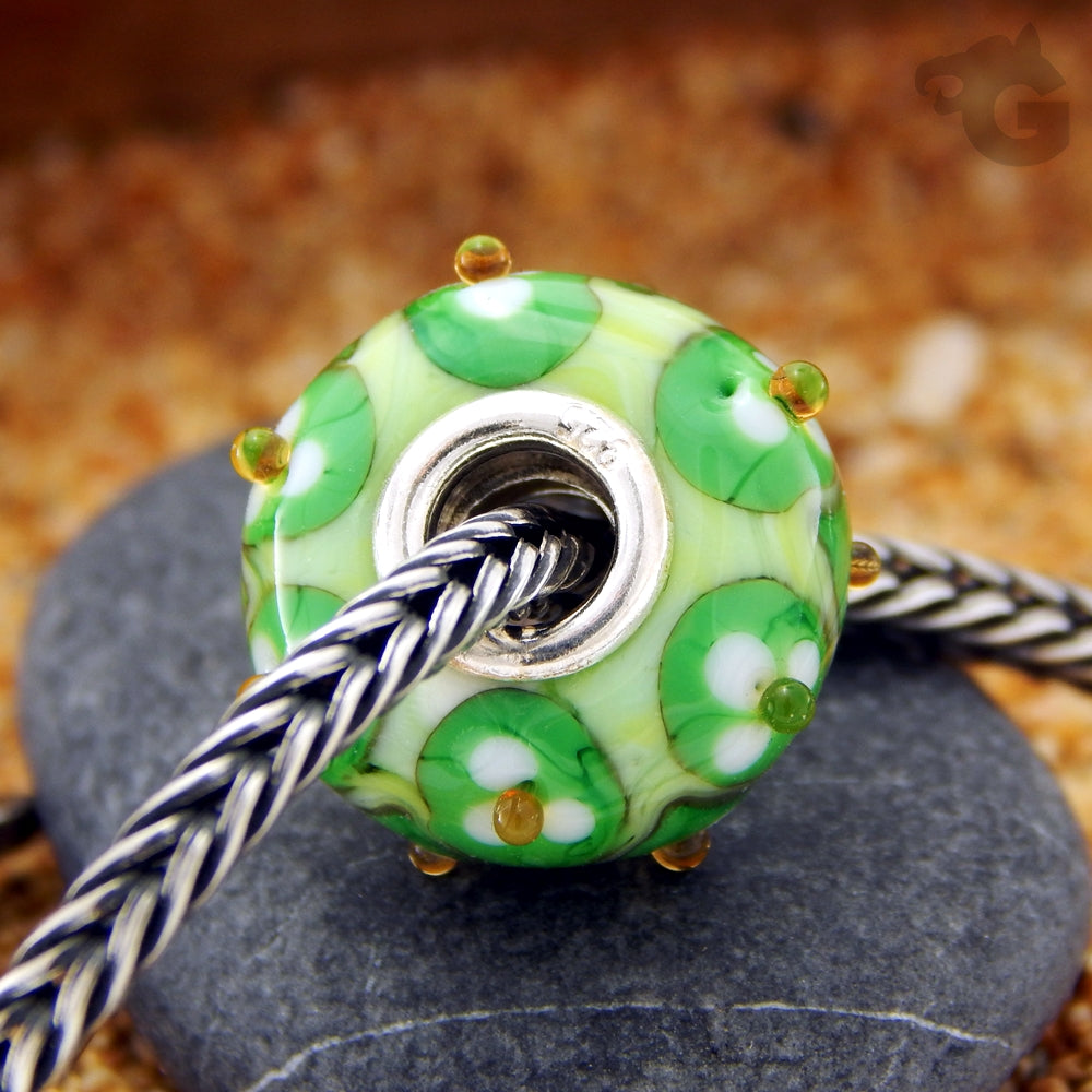 Chamomile Field Lampwork glass bead big core European Handmade - Glermes