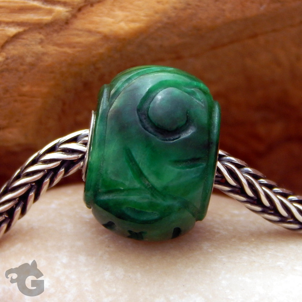 Myanmar Jade jewelry carved bead natural small core - Glermes.com