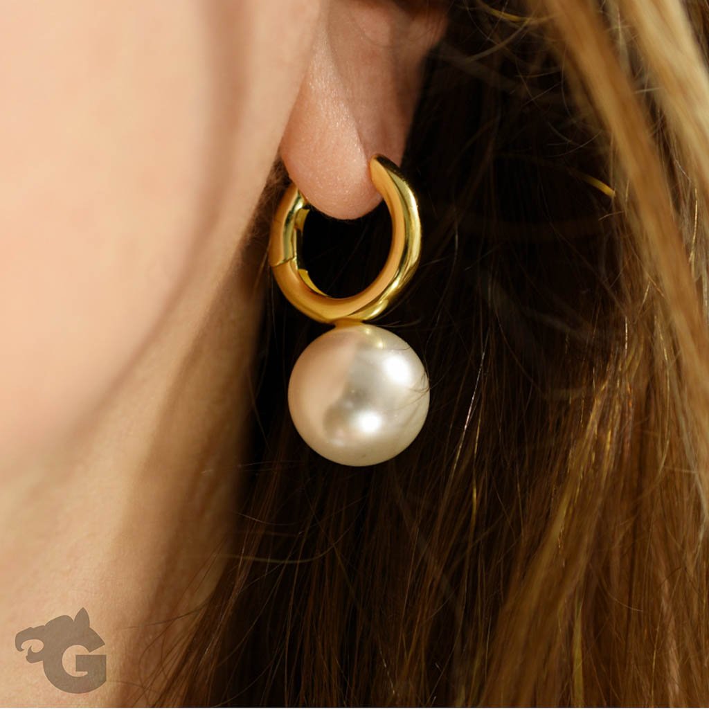 Large Pearl Huggie earrings
